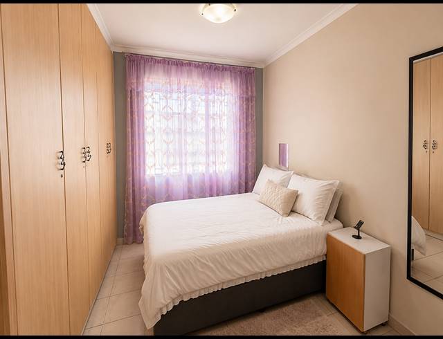 4 BEDROOM HOUSE FOR SALE IN LENASIA